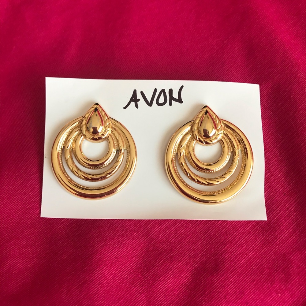 2/$20 VINTAGE AVON EARRINGS